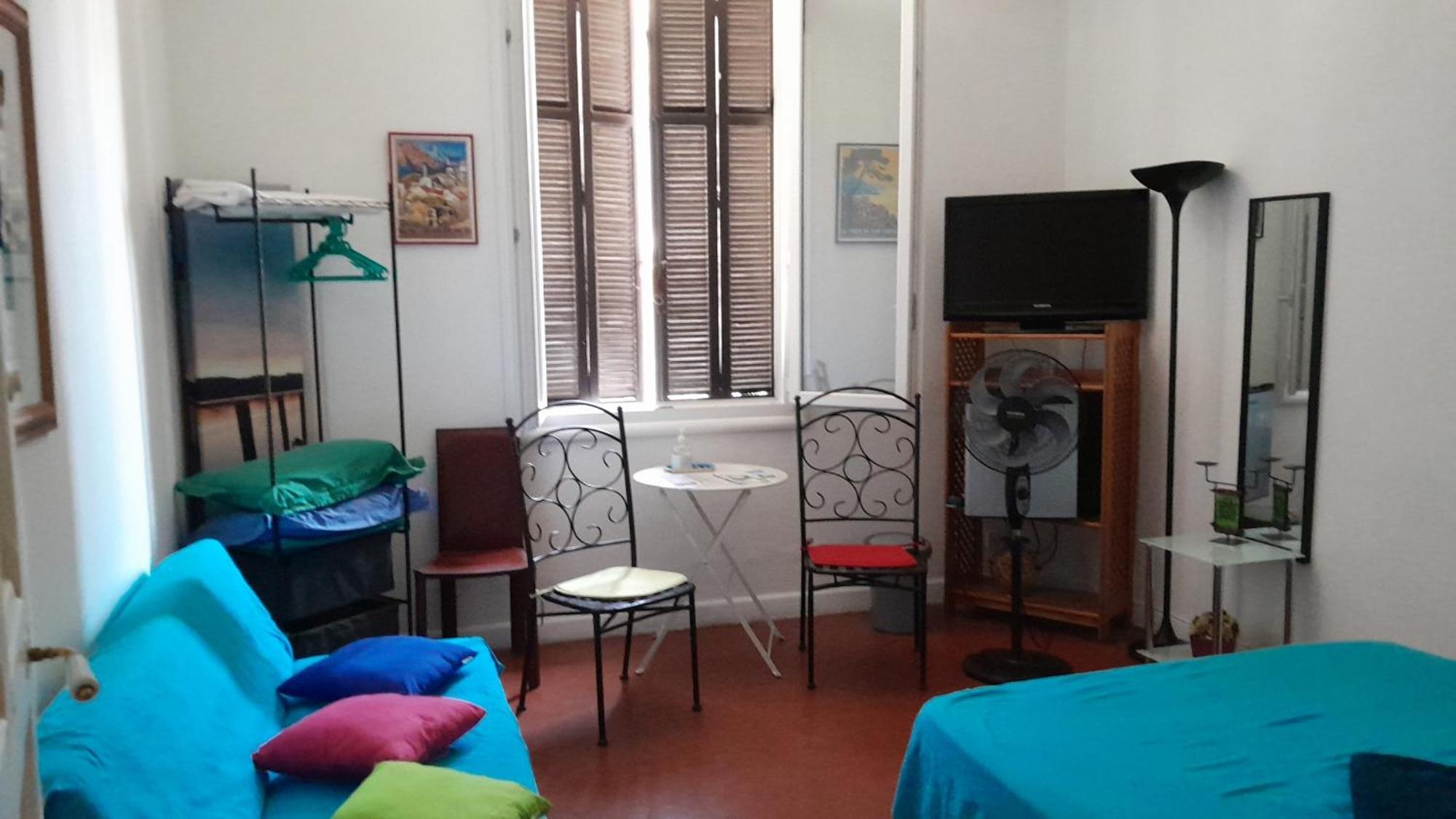 Bastia Room Couette-café 2*